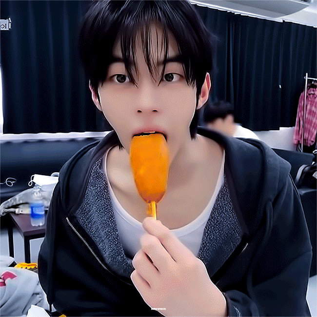 Momen yang diabadikan oleh penggemar Dohoon (TWS)