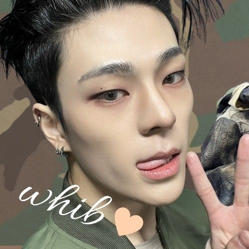 Latest photo of Kim Junmin (WHIB)