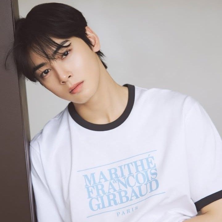 A moment captured by Eunwoo (ASTRO)'s fan