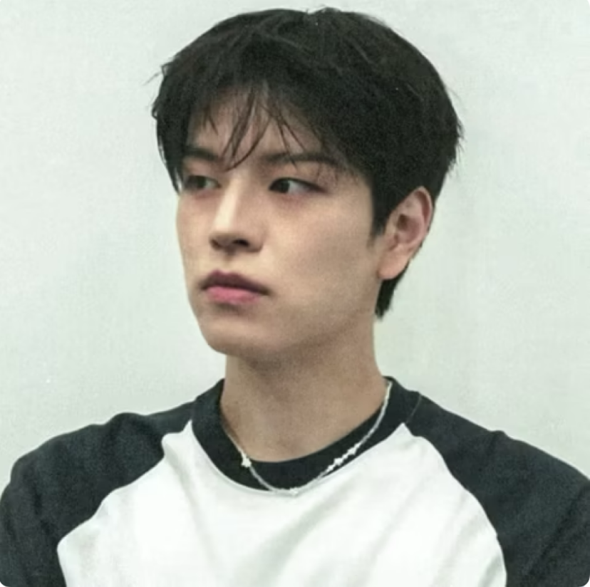 Behind-the-scenes cut of Seungmin (Stray Kids)