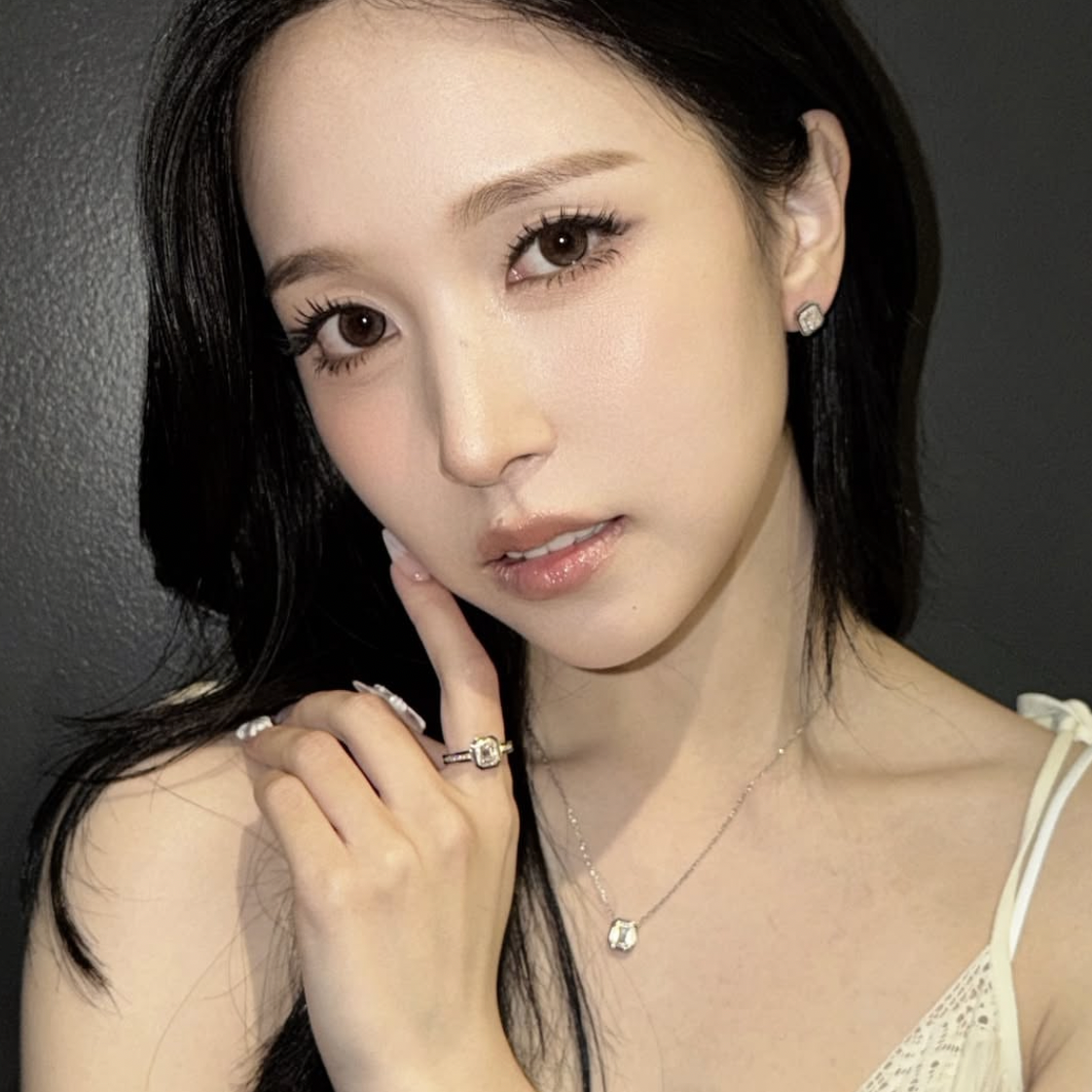 Mina (TWICE)的幕後花絮