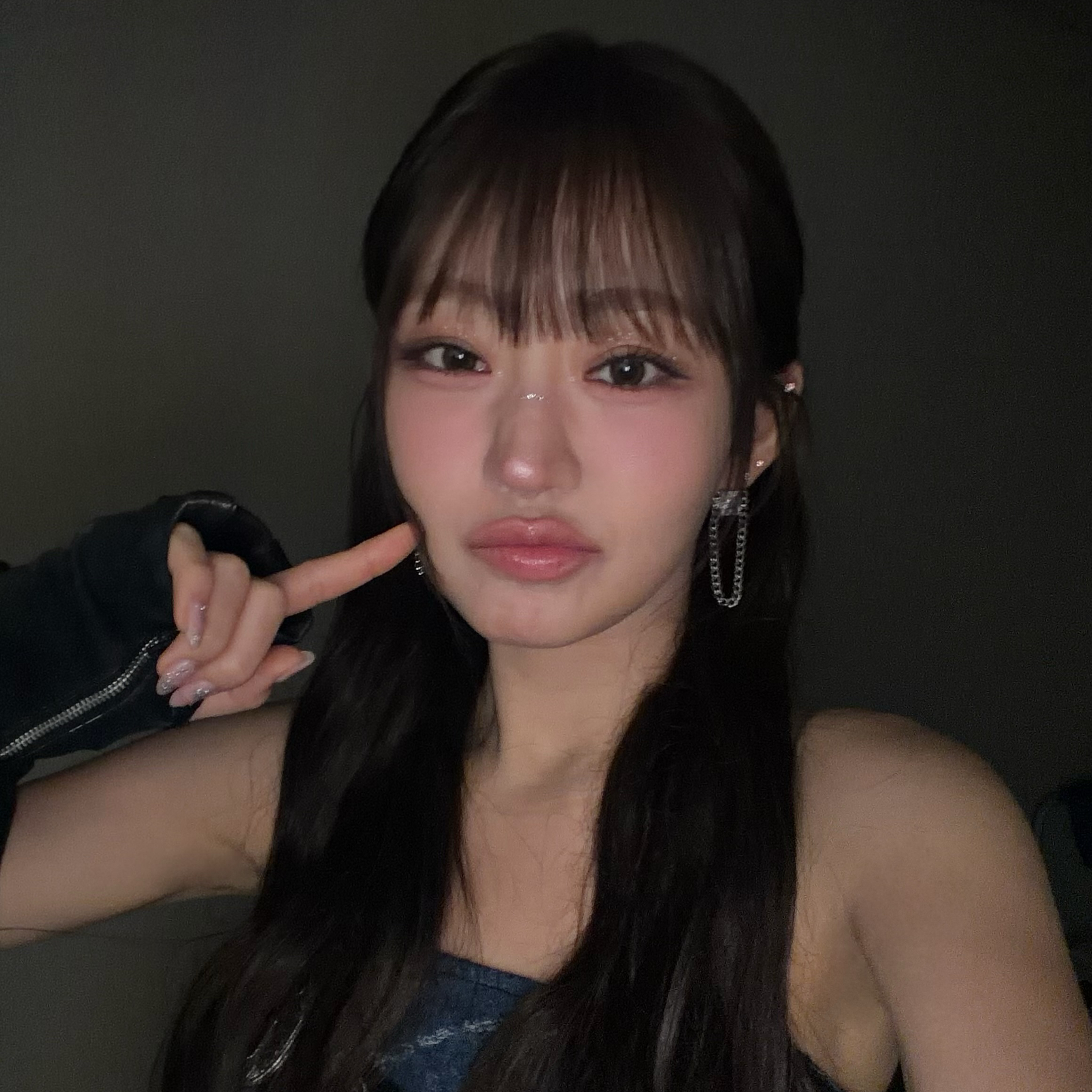 Julie (KISS OF LIFE)的最新活動照片