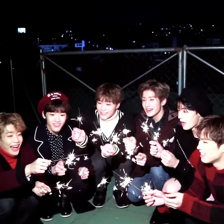 아스트로의 비하인드 컷