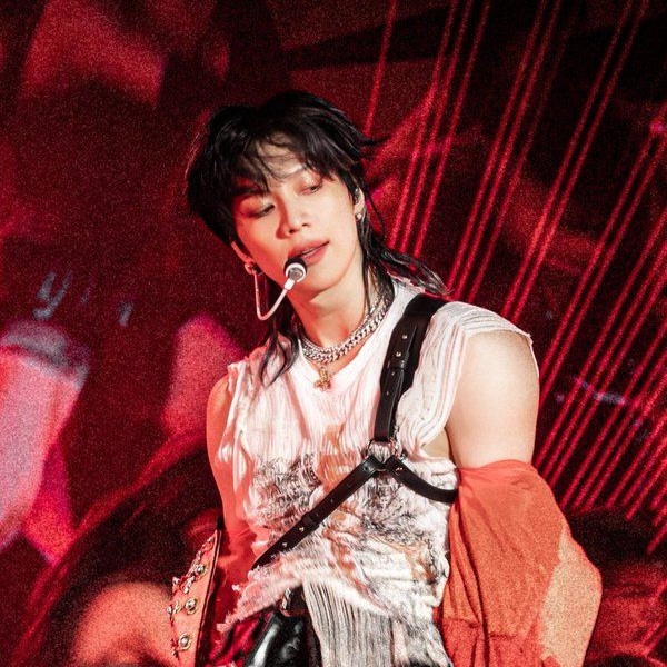 A moment captured by Taemin (SHINee)'s fan