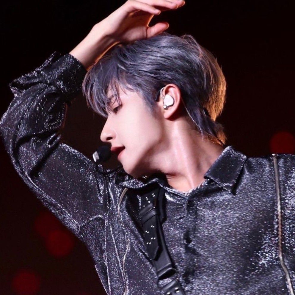 런쥔 (NCT DREAM)의 비하인드 컷