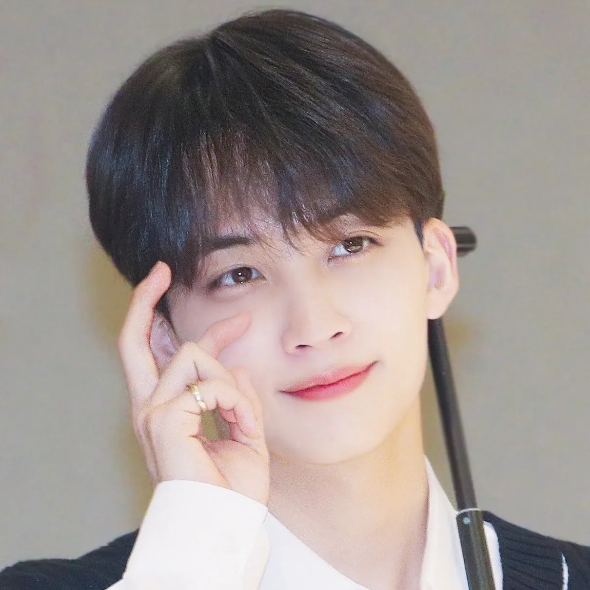 Momen yang diabadikan oleh penggemar Jeonghan (SEVENTEEN)