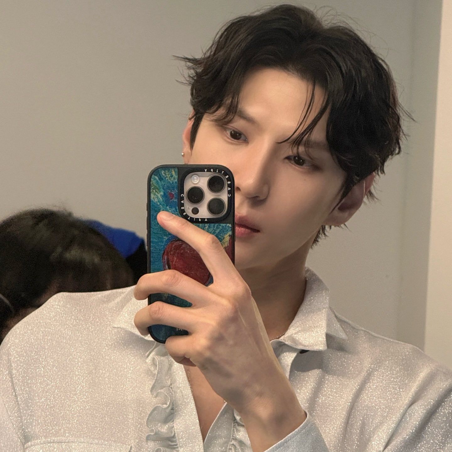 Feed komunitas K-pop terpanas hari ini