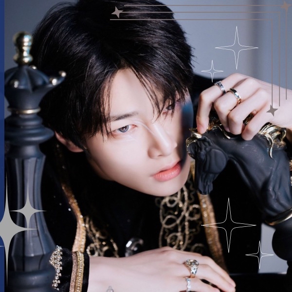 Behind-the-scenes cut of I.N (Stray Kids)