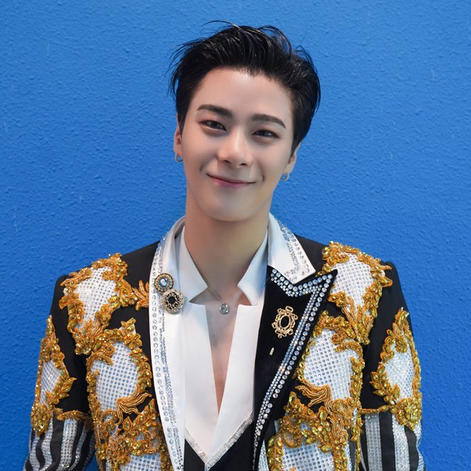 A moment captured by Moonbin (ASTRO)'s fan