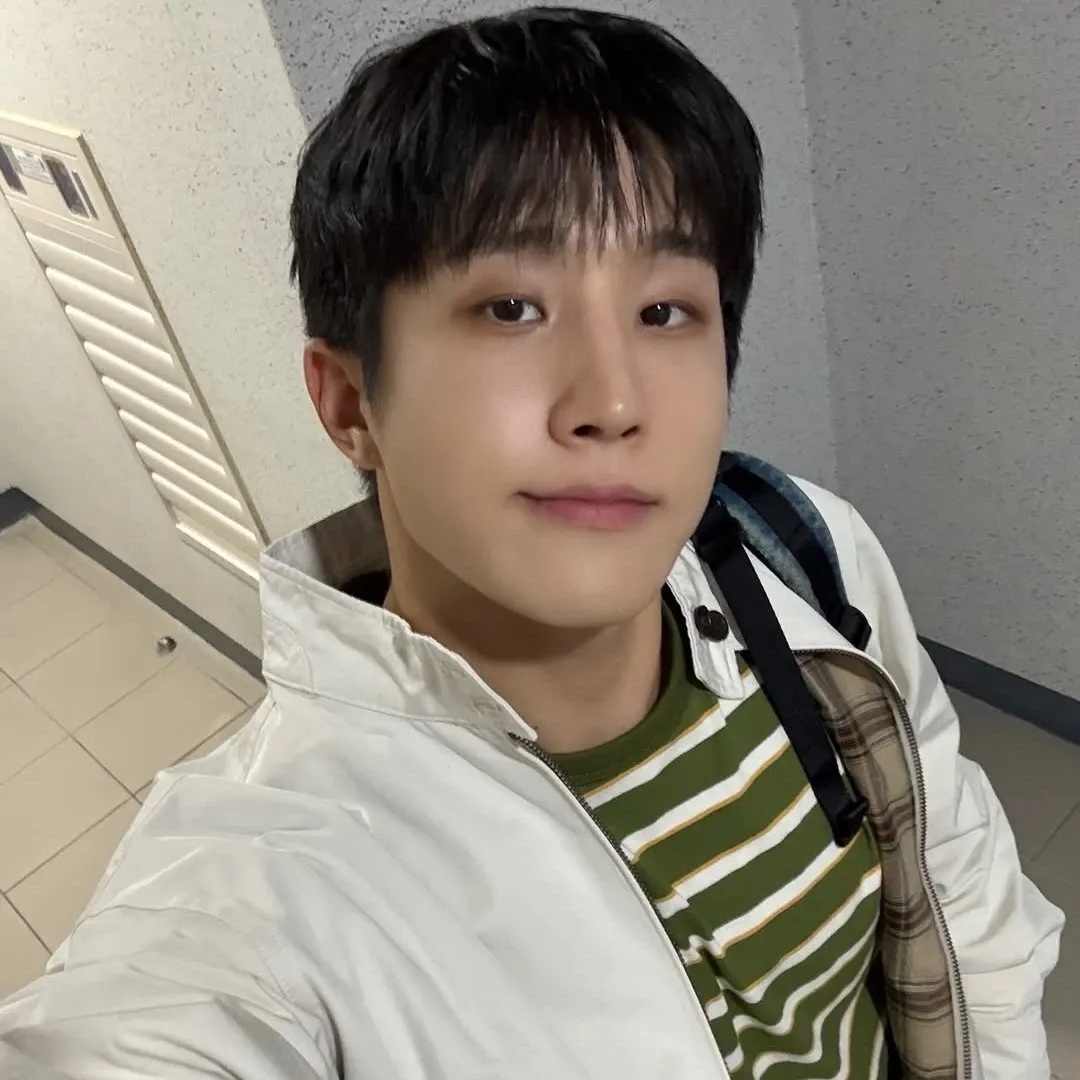 Latest photo of Jinjin (ASTRO)
