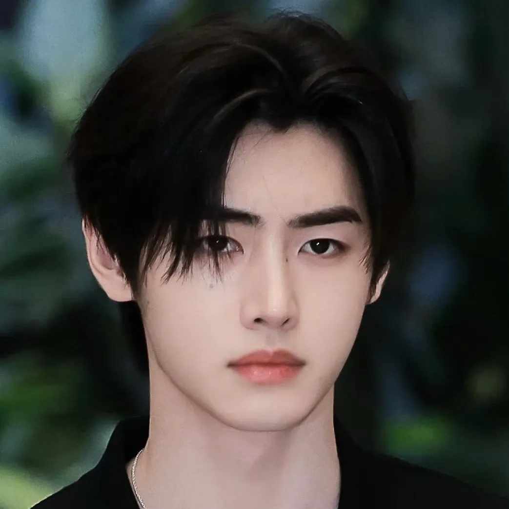 ソンフン (ENHYPEN)の最新写真