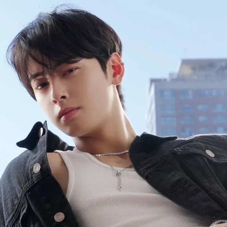 아스트로 최근 활동샷