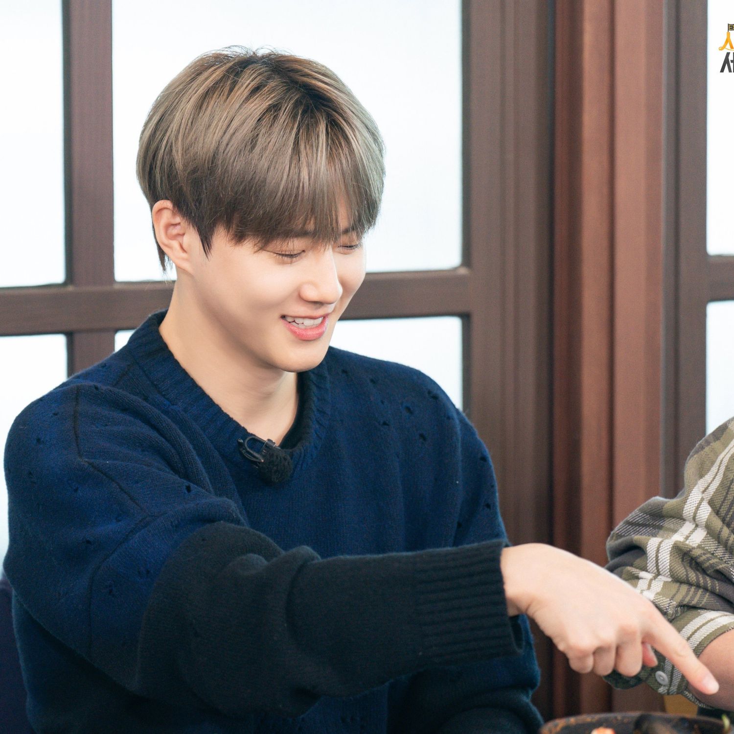 Behind-the-scenes cut of Suho (EXO)