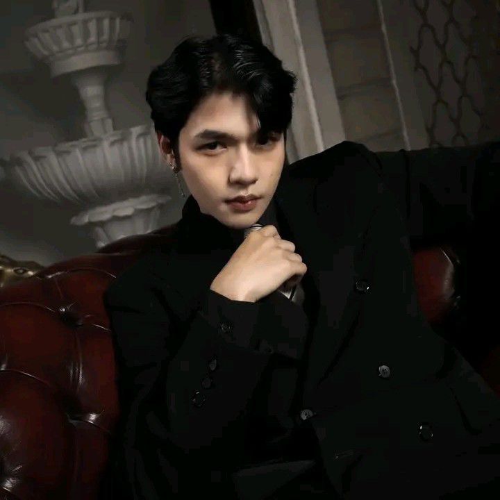 Potret di balik layar Kim (HORI7ON)