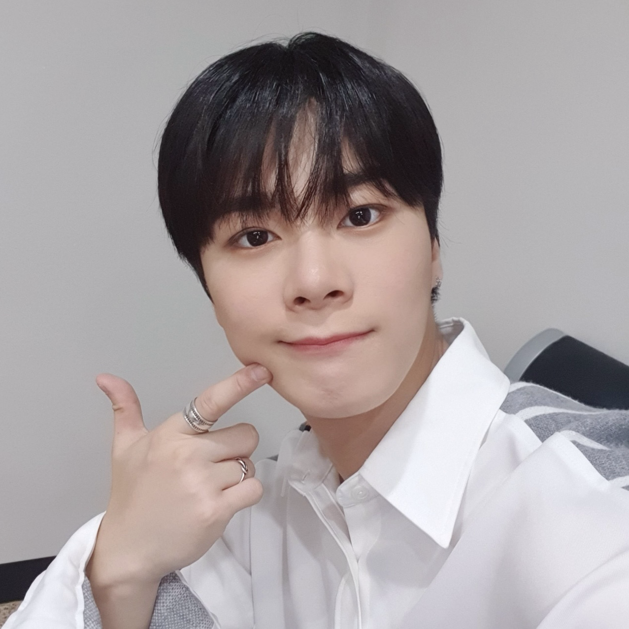 Behind-the-scenes cut of Moonbin (ASTRO)