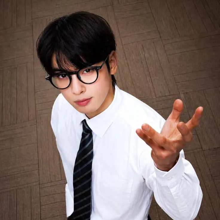Latest photo of Eunwoo (ASTRO)