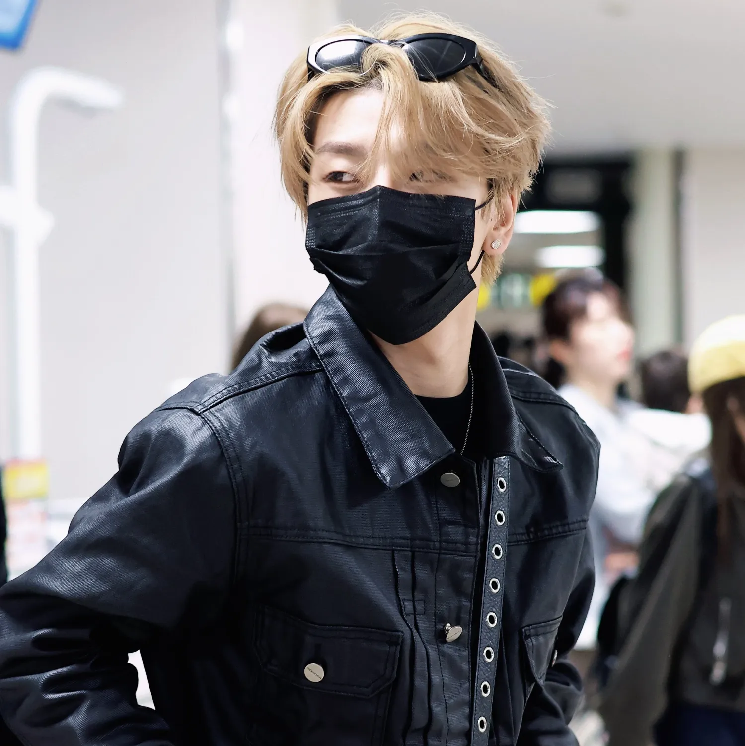 A moment captured by He Xinlong (ALPHA DRIVE ONE)'s fan