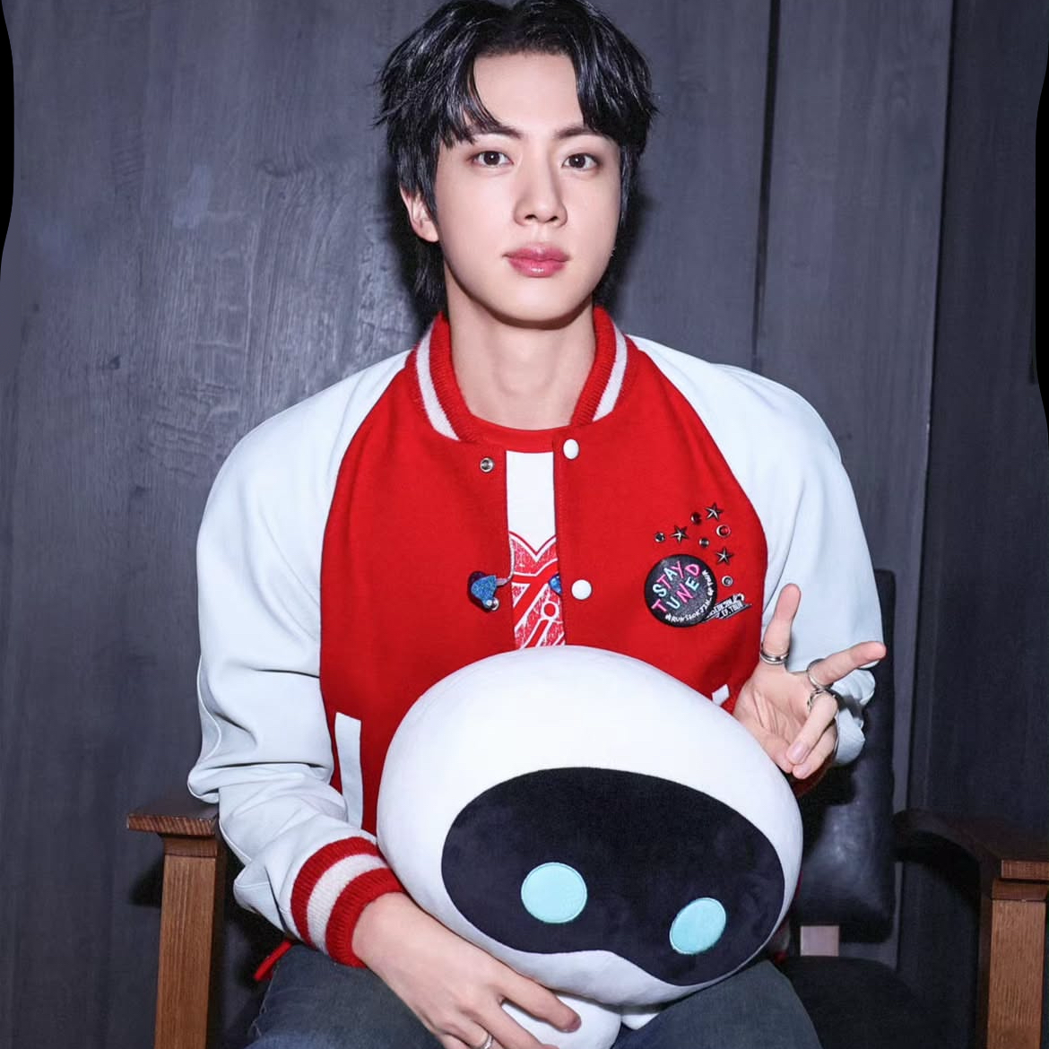 ジン (BTS)の最新写真