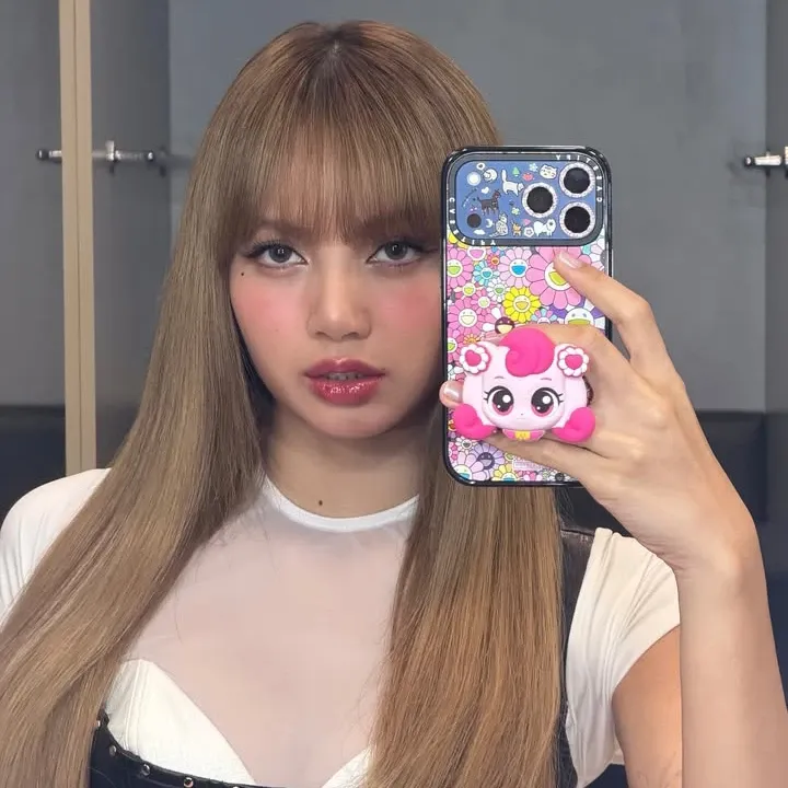 Momen yang diabadikan oleh penggemar Lisa (BLACKPINK)