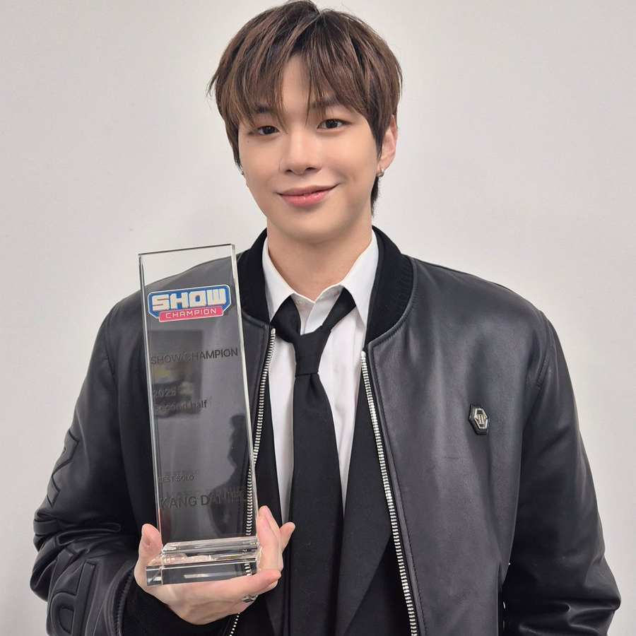 Foto aktivitas terbaru Kang Daniel
