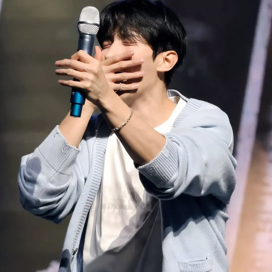 DK (SEVENTEEN)的最新活動照片