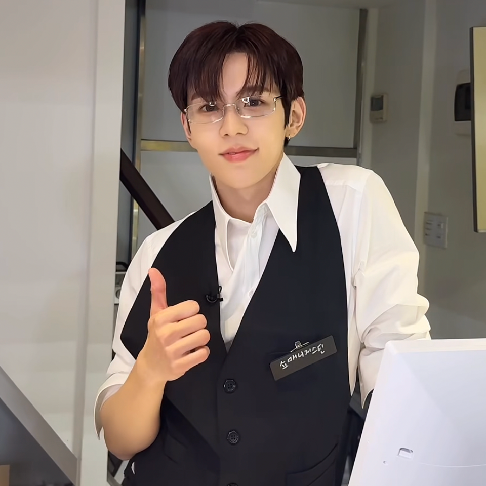 A moment captured by SHOTARO (RIIZE)'s fan