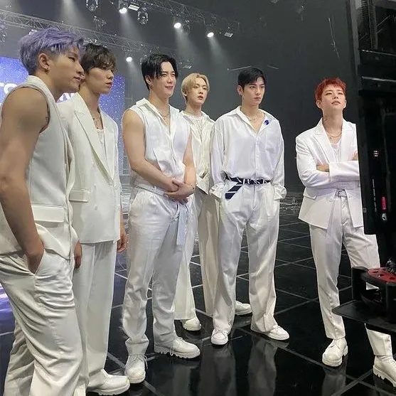 Foto aktivitas terbaru ASTRO