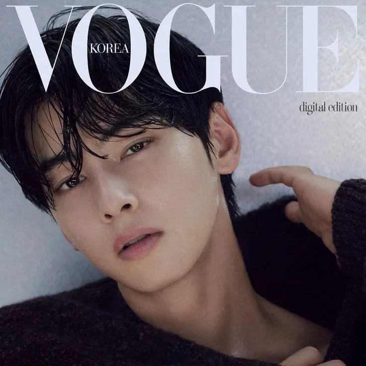 Latest photo of Eunwoo (ASTRO)