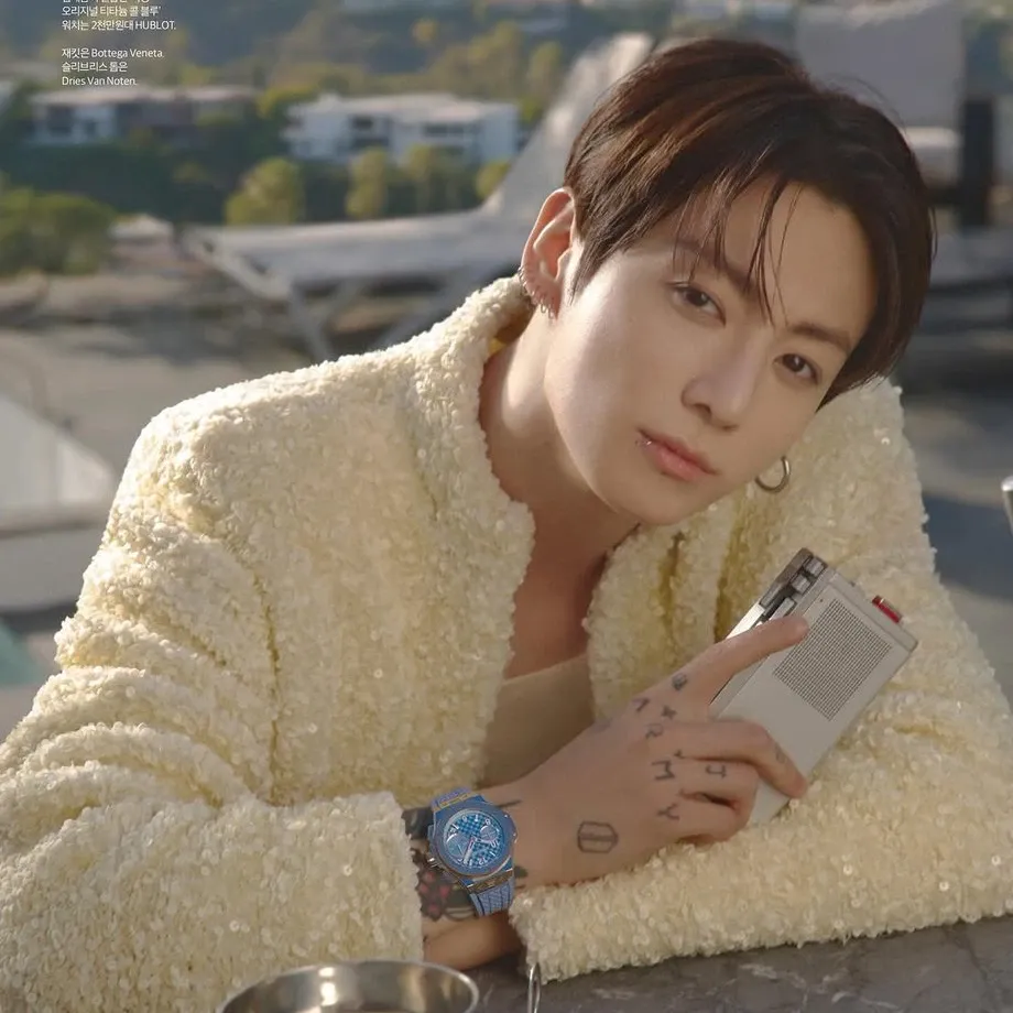 Latest photo of Jungkook (BTS)