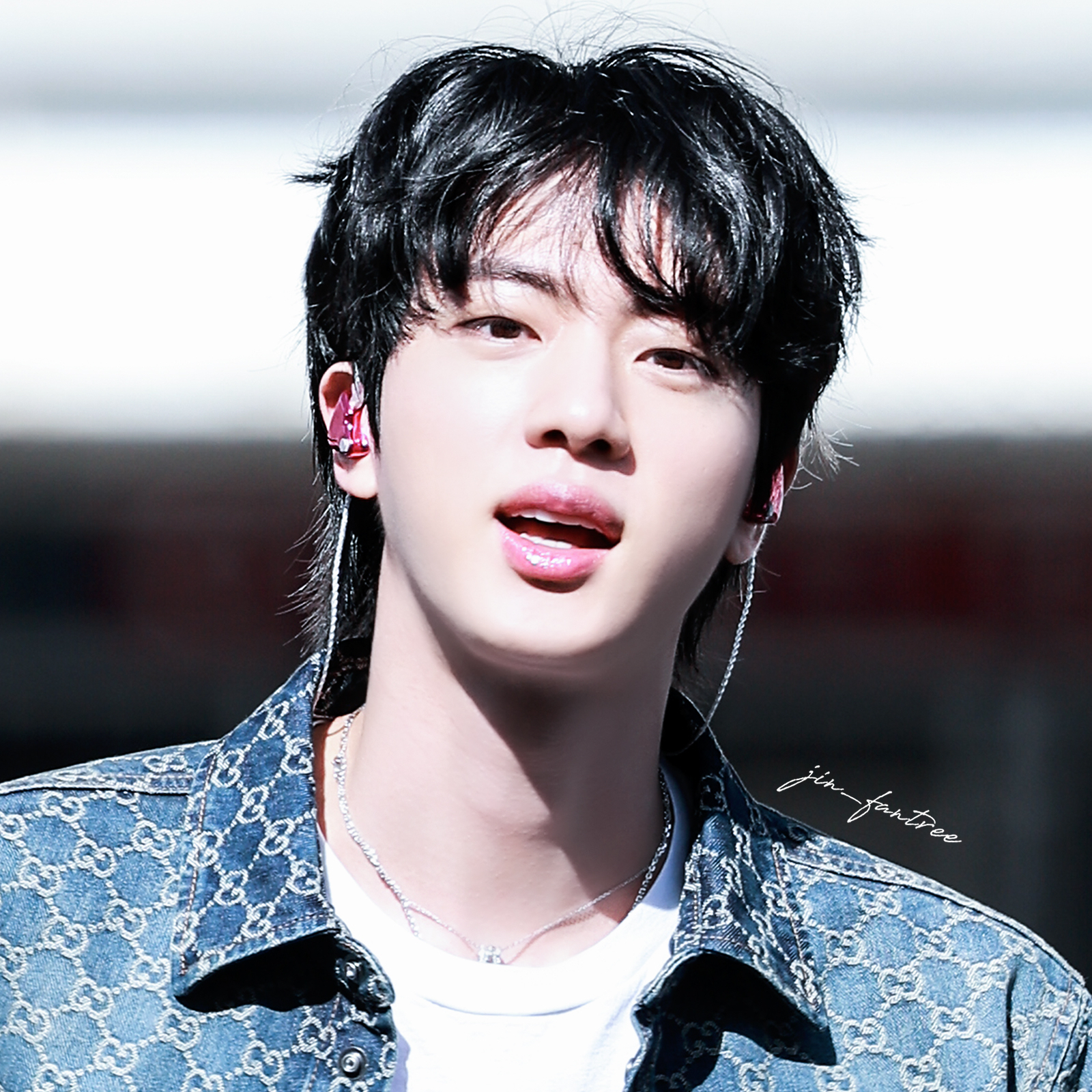 진 (방탄소년단) 최근 활동샷