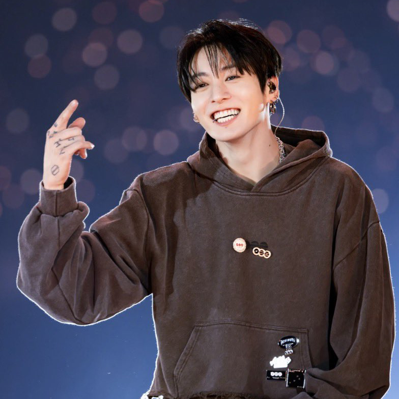 Latest photo of Jungkook (BTS)