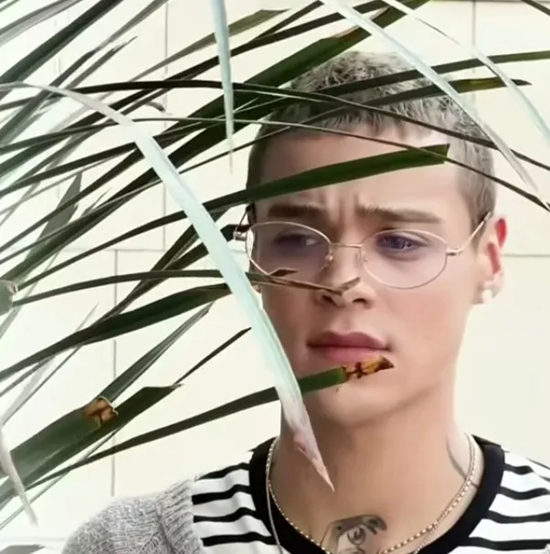 A moment captured by Drew (SANTOS BRAVOS)'s fan