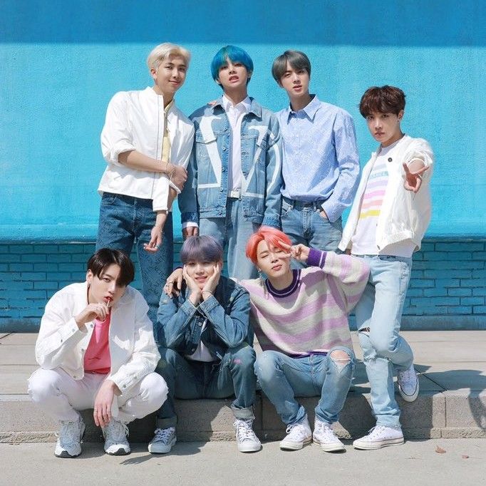 Behind-the-scenes cut of BTS