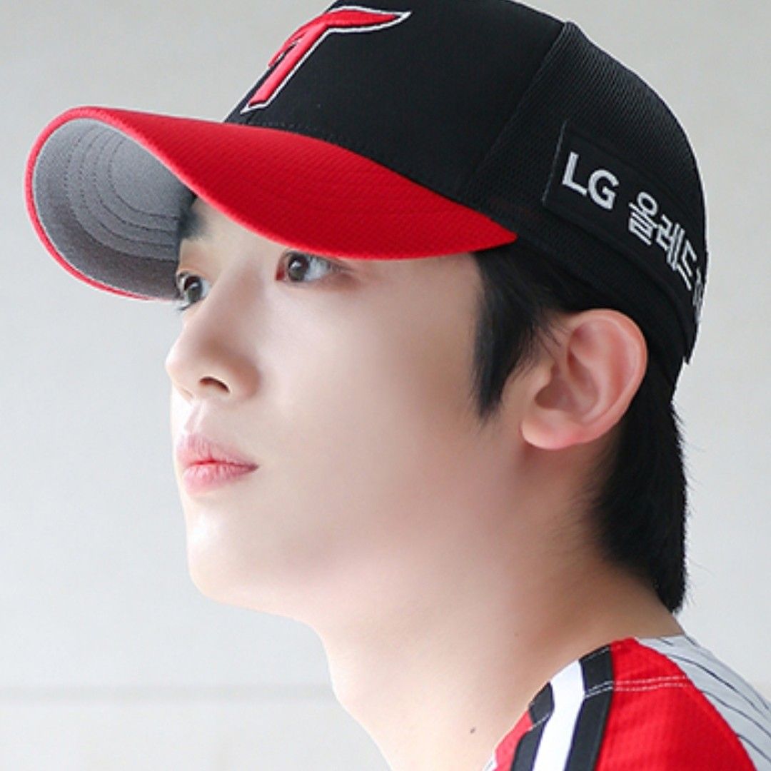 A moment captured by Kim Yohan (WEi)'s fan