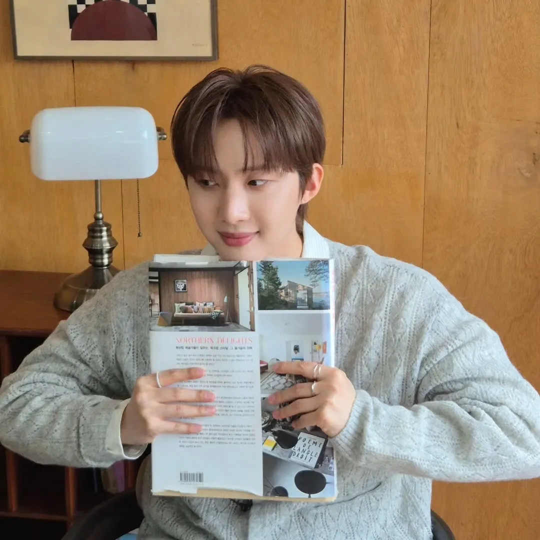 Latest photo of Hui (PENTAGON)