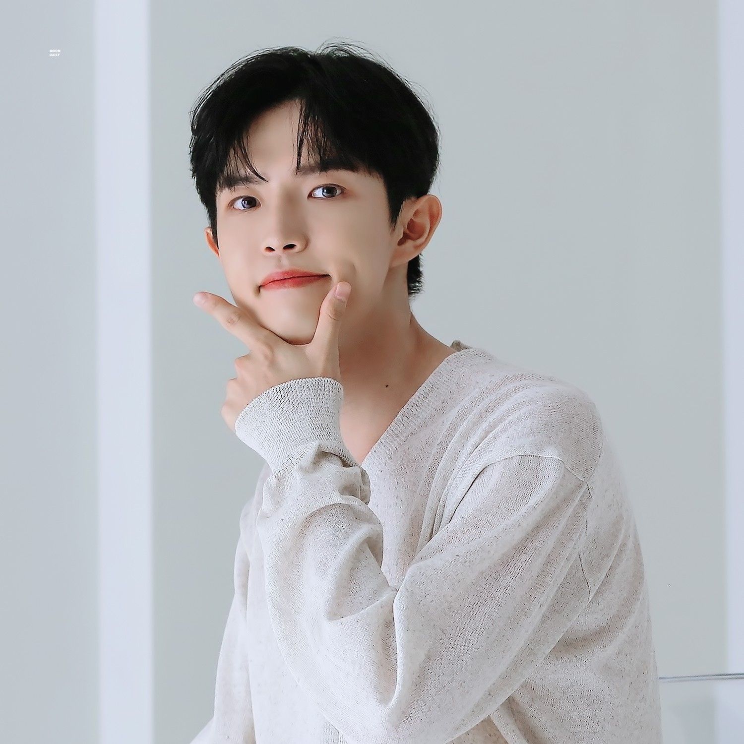 Foto terbaru Kim Jaehwan