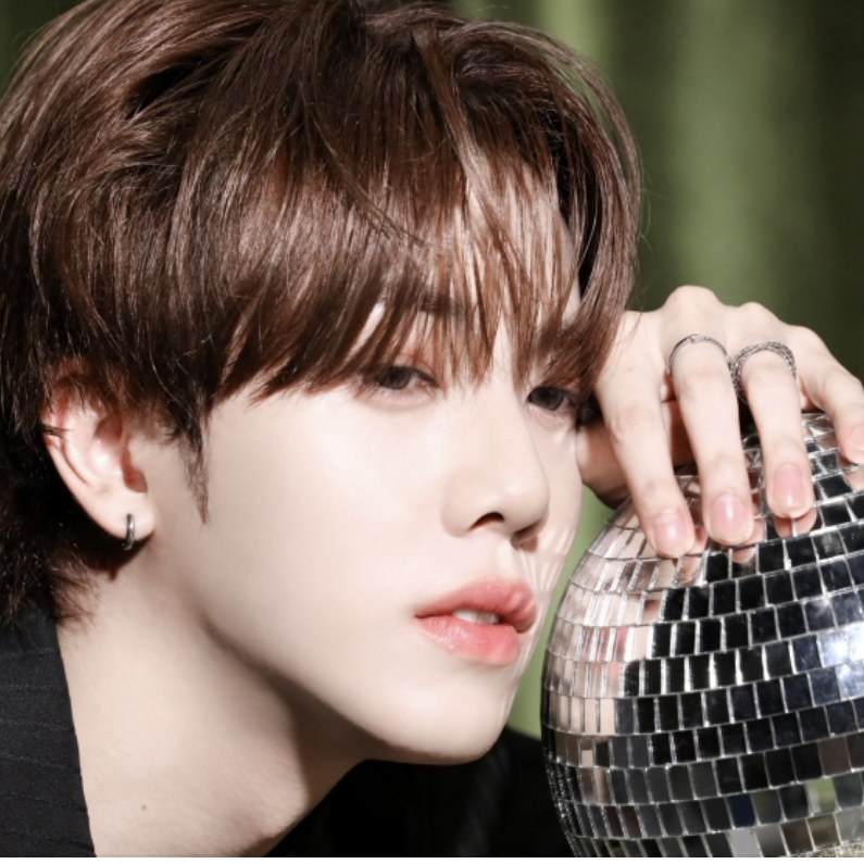 카즈타 (n.SSign)의 비하인드 컷