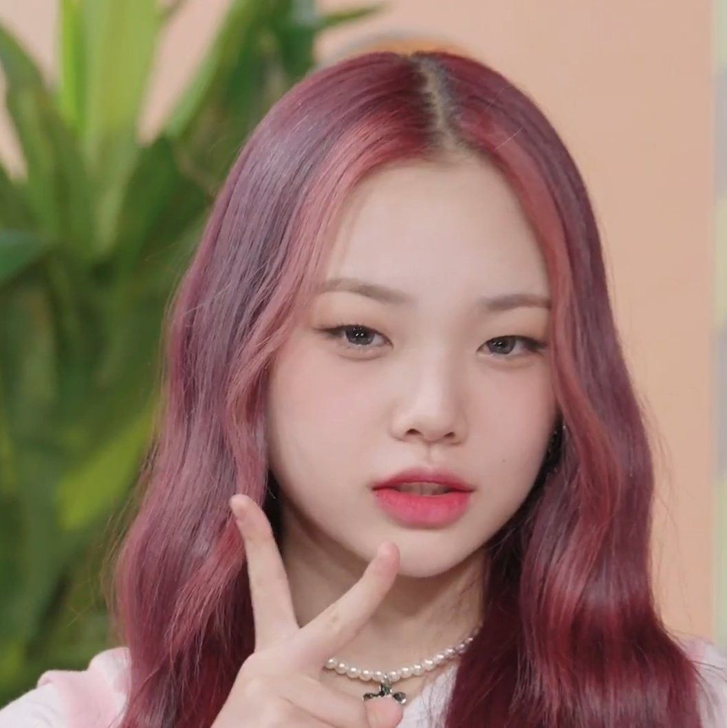 Behind-the-scenes cut of Park Boeun (CLASS:y)