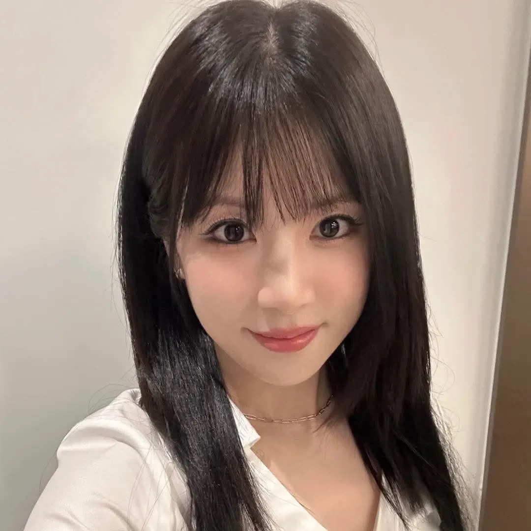 Behind-the-scenes cut of Park Chorong (Apink)