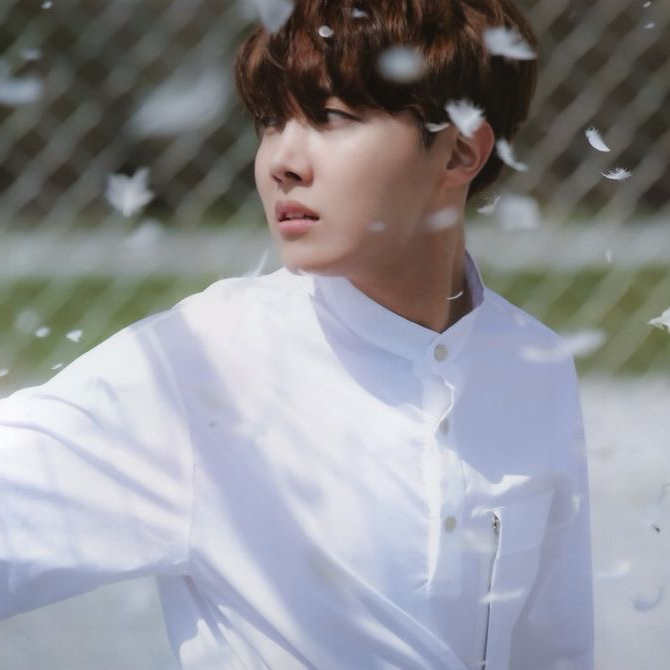 제이홉 (방탄소년단)의 비하인드 컷