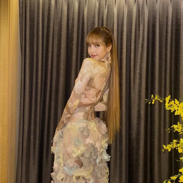 Potret di balik layar Lisa (BLACKPINK)