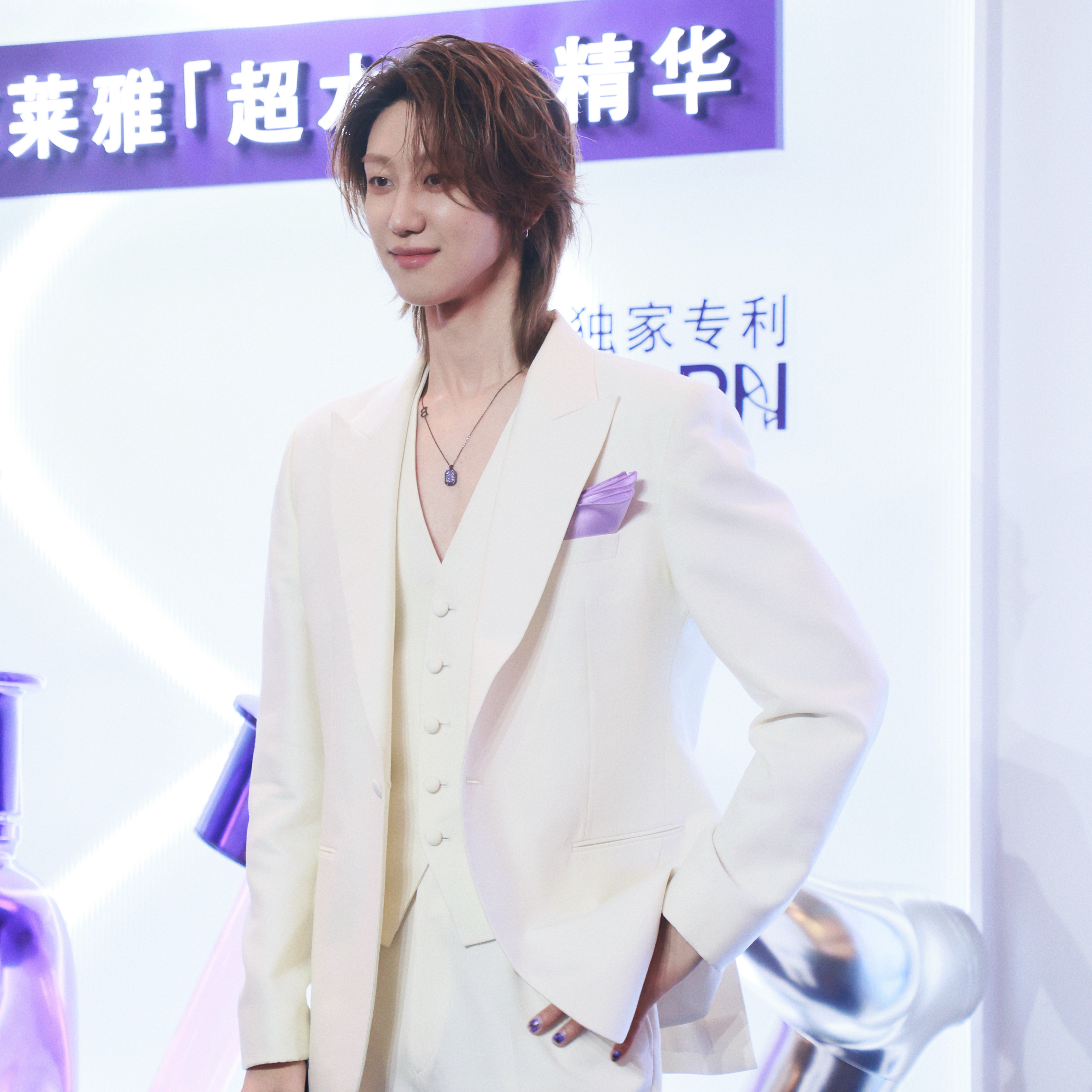 Behind-the-scenes cut of The 8 (SEVENTEEN)