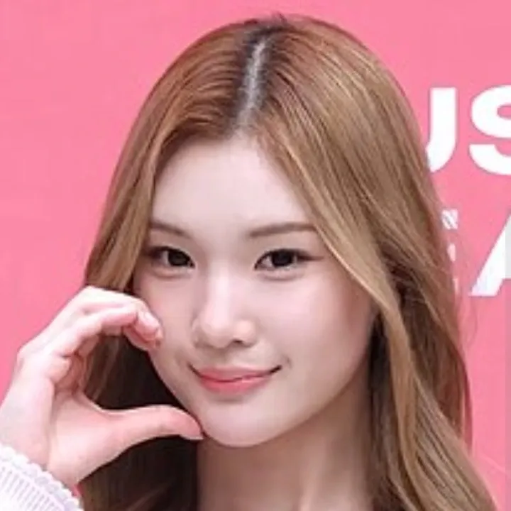 Latest photo of Juun (Hearts2Hearts)