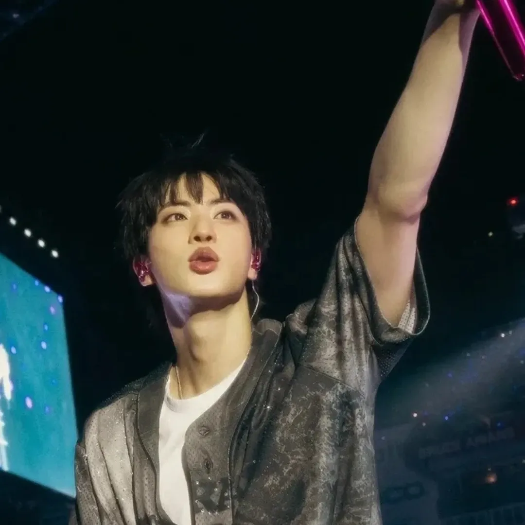 Latest photo of Jin (BTS)