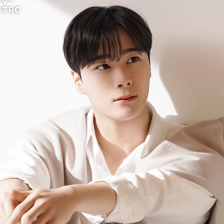 Latest photo of Moonbin (ASTRO)