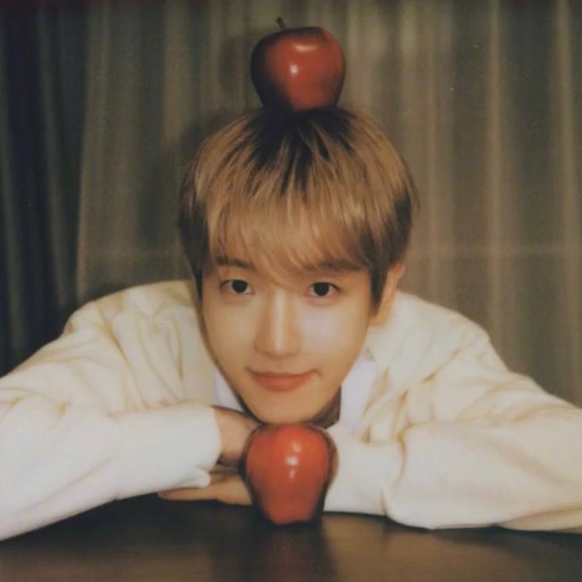 伯贤 (EXO)的幕后花絮