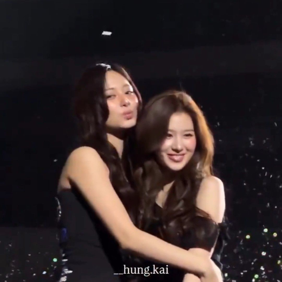 쯔위 (TWICE)의 비하인드 컷