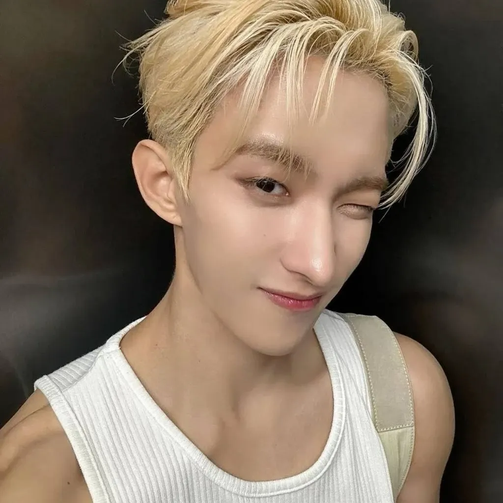 Latest photo of DK (SEVENTEEN)