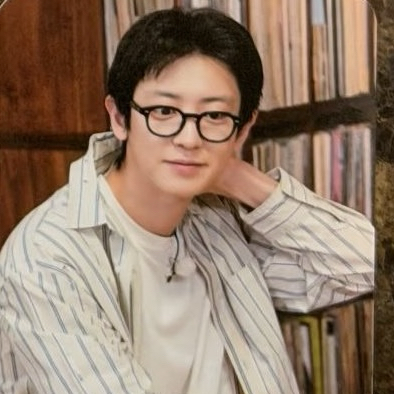 燦烈 (EXO)的最新照片