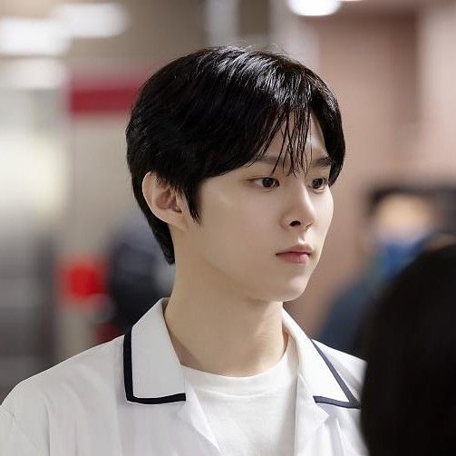 김우석 최근 활동샷